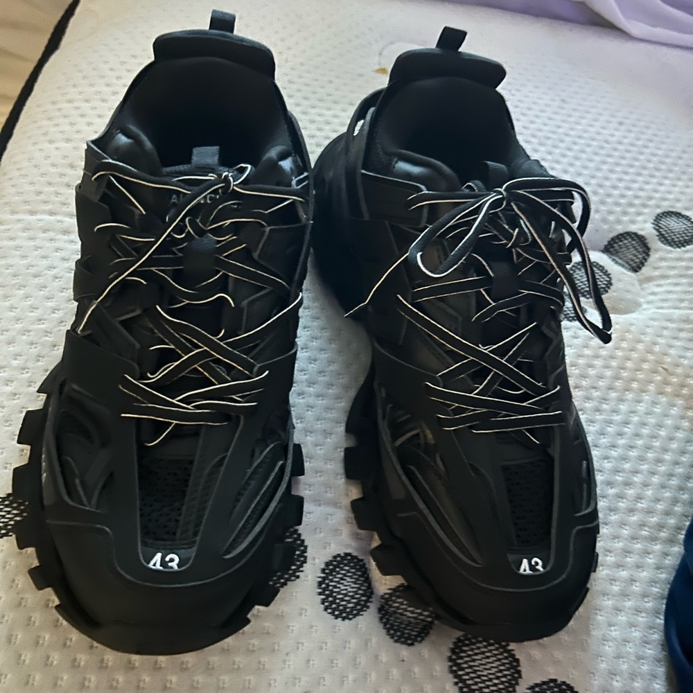 Balenciaga Track Runners (Black)